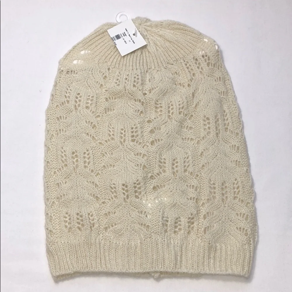 New Women's Winter Ivory Knit Beanie Hat